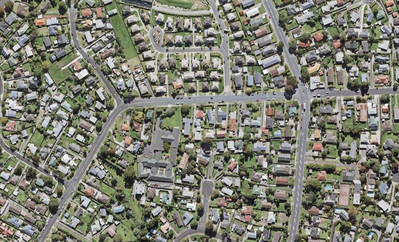 95B Mcleod Road, Te Atatū South, Auckland - Carousel 1