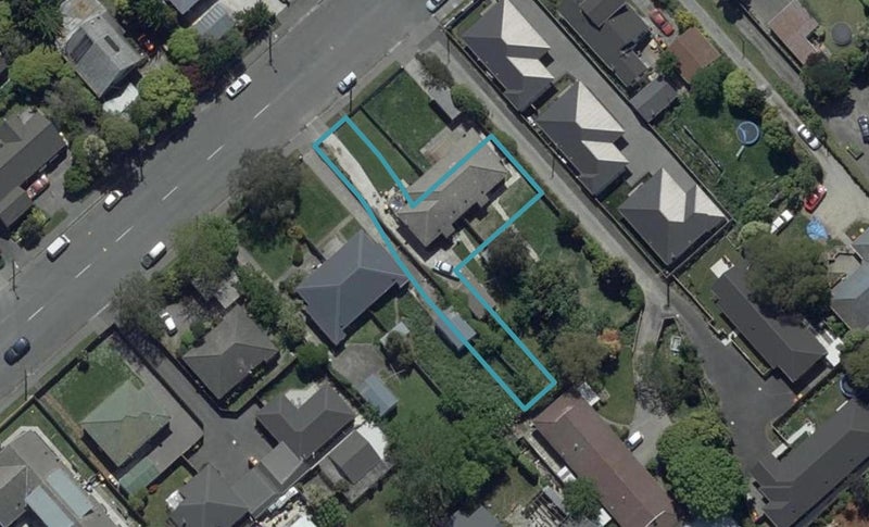 2/71 Aorangi Road, Bryndwr, Christchurch - Carousel 1