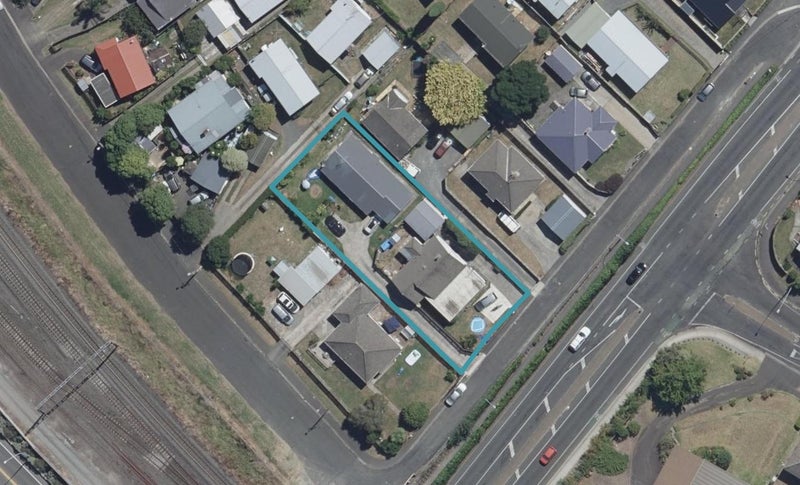 152 Forest Lake Road, Forest Lake, Hamilton - Carousel 1