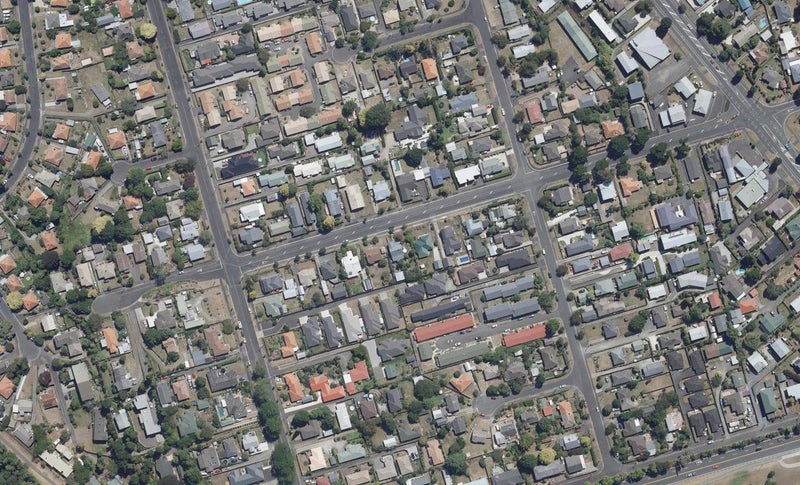 22 Brookfield Street, Hamilton East, Hamilton - Carousel 1