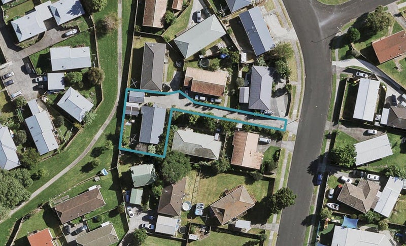 19 Trevor Hosken Drive, Wiri, Auckland - Carousel 1