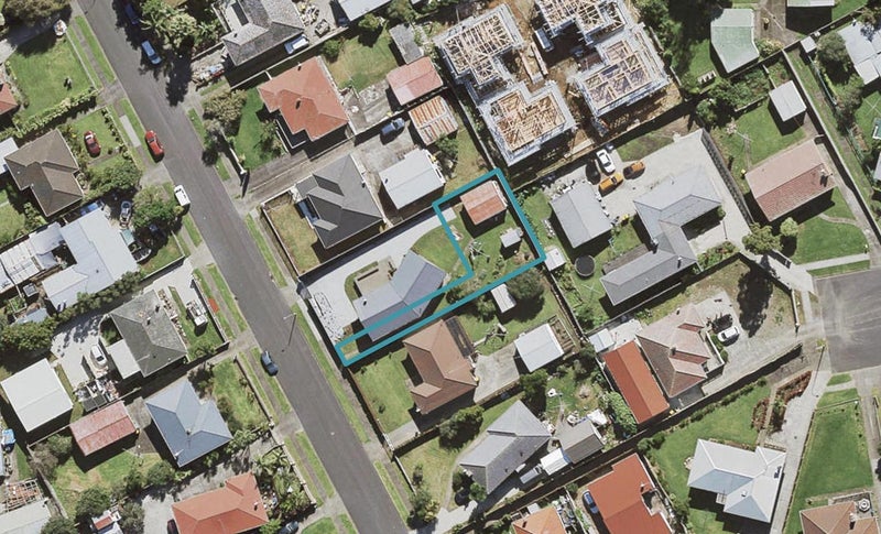 11C Duggan Avenue, Mangere, Auckland - Carousel 1