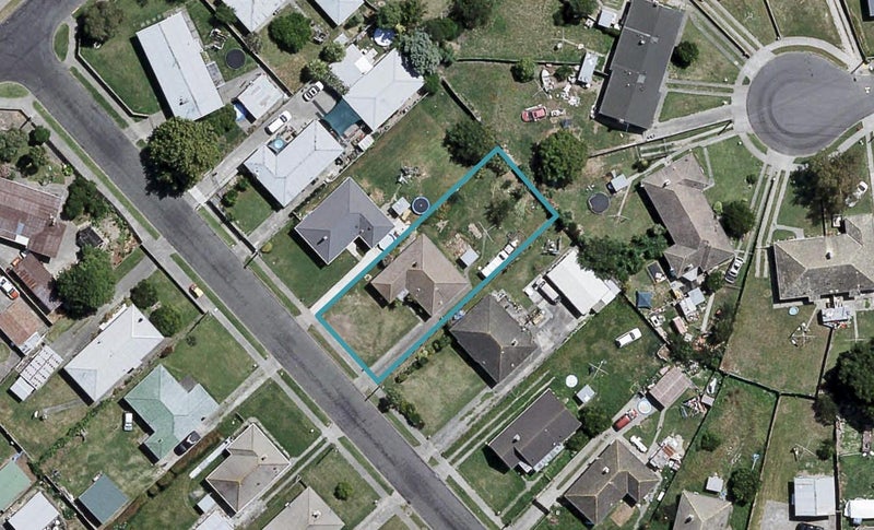 9 Charles Corner Crescent, Maraenui, Napier - Carousel 1