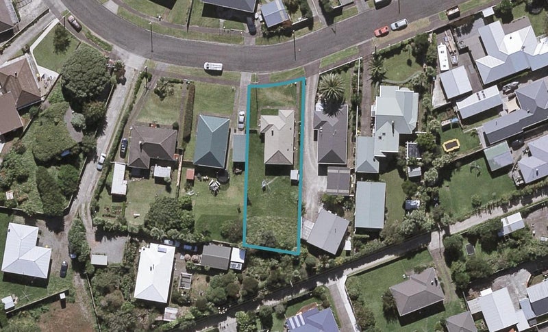 9 Bedford Street, Fitzroy, New Plymouth - Carousel 1