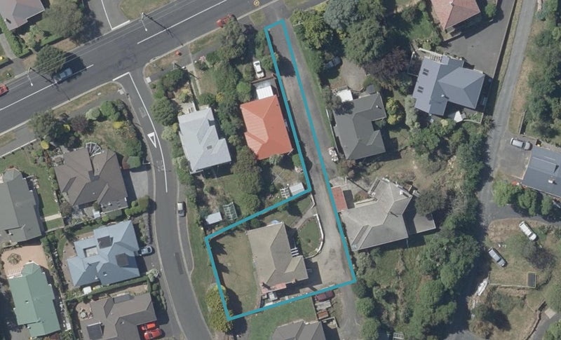 63 Mornington Road, Balaclava, Dunedin - Carousel 1