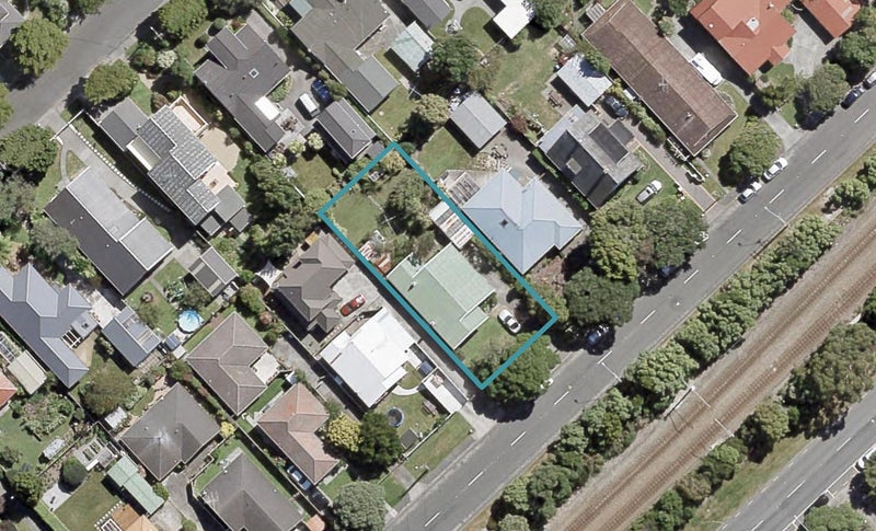 87 Pohutukawa Street, Woburn, Lower Hutt - Carousel 1