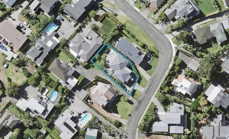 6A Eastcliffe Road, Castor Bay, Auckland - Carousel 1