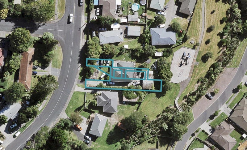 2/152 Metcalfe Road, Ranui, Auckland - Carousel 1