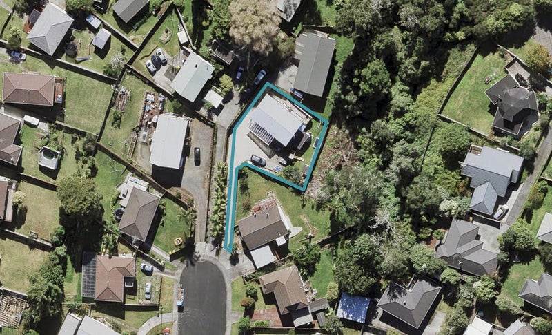 9 Talmar Place, Massey, Auckland - Carousel 1
