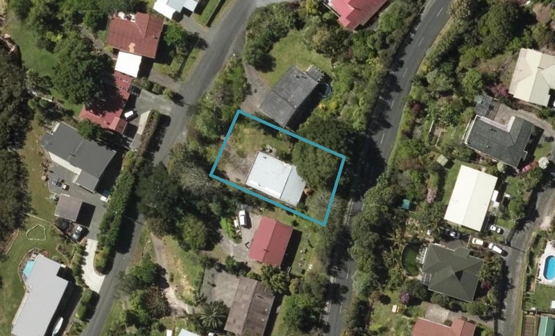 11 Waimahanga Road, Onerahi, Whangarei - Carousel 1