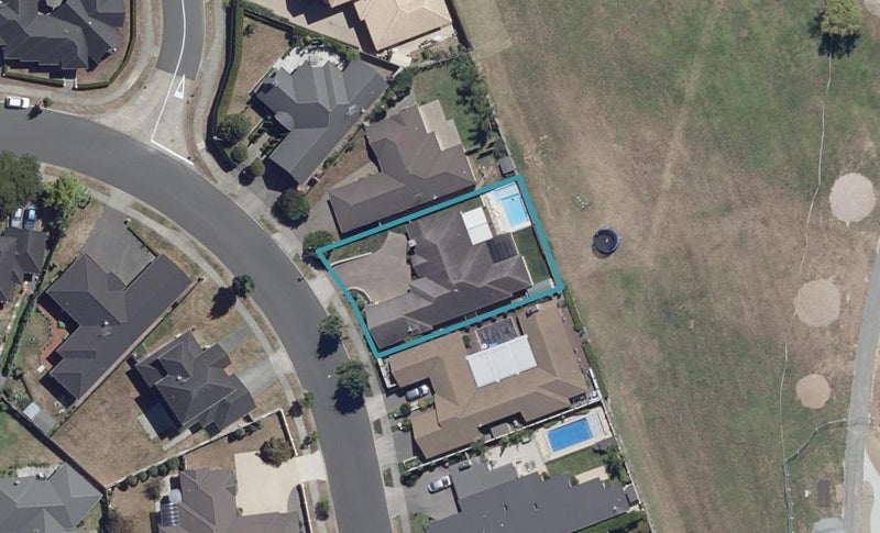 19 Darjon Drive, Huntington, Hamilton - Carousel 1