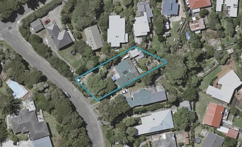 48 Clunie Avenue, Raumati South, Paraparaumu - Carousel 1