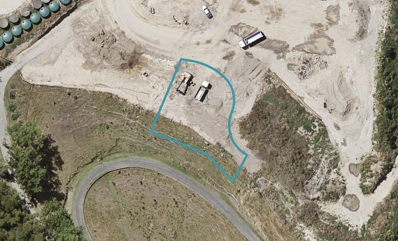 100 Oak Road, Poraiti, Napier - Carousel 1