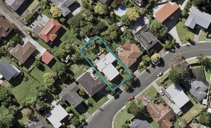 66 Meadowvale Avenue, Forrest Hill, Auckland - Carousel 1
