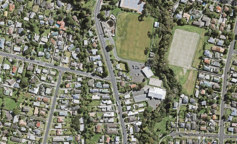 1/48 Glendale Road, Glen Eden, Auckland - Carousel 1