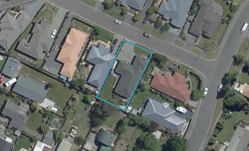 3 Langley Place, Belfast, Christchurch - Carousel 1