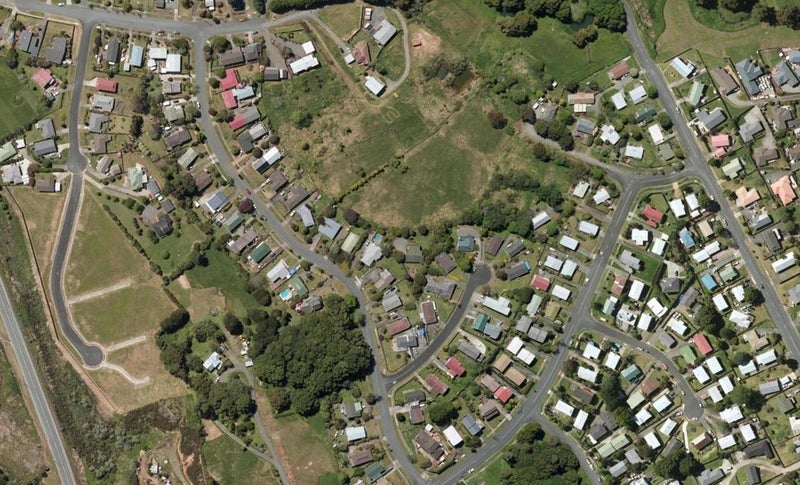 14 Escalona Street, Kamo, Whangarei - Carousel 1