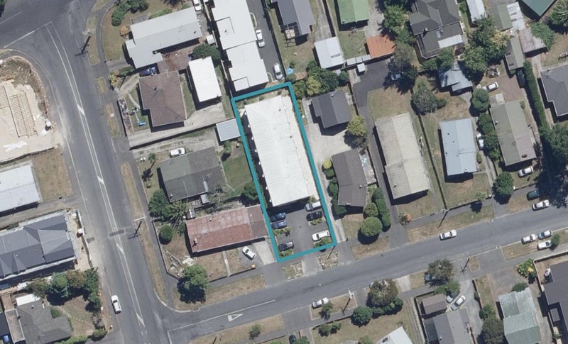 1/66 May Street, Hamilton East, Hamilton - Carousel 1