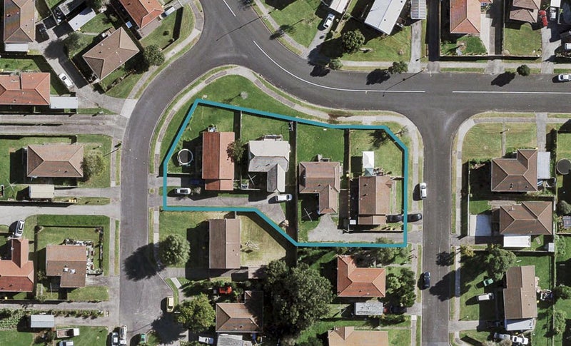 2/2 Begonia Place, Wiri, Auckland - Carousel 1
