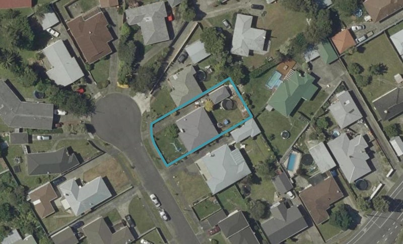 6 Austin Place, Awapuni, Palmerston North - Carousel 1