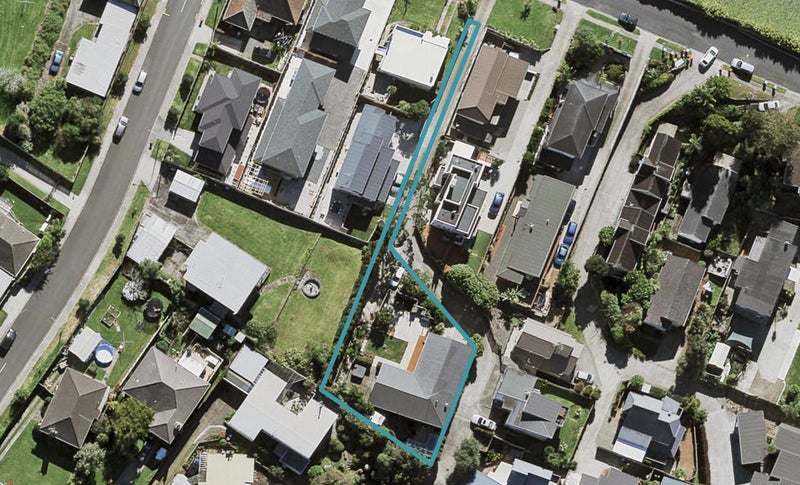 19A Hendry Avenue, Hillsborough, Auckland - Carousel 1