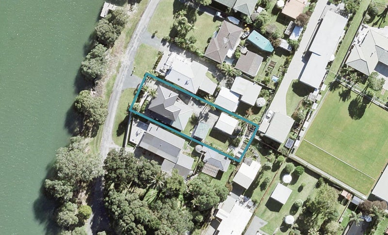 43 Riverside Drive, Warkworth - Carousel 1