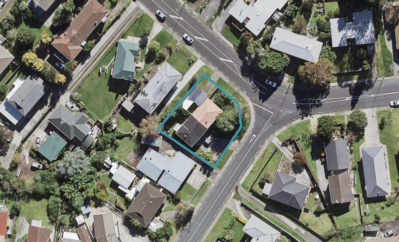 2/49 Bentley Avenue, Glenfield, Auckland - Carousel 1