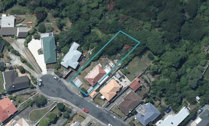 14 Walker Avenue, Paremata, Porirua - Carousel 1