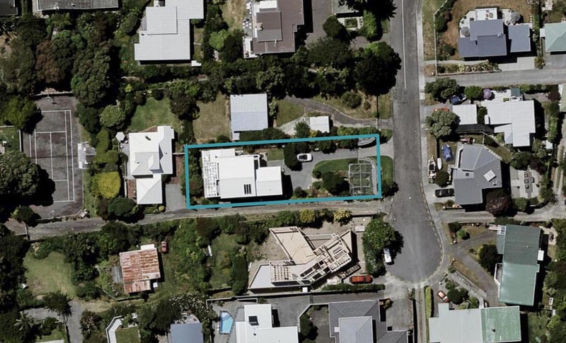 20 Newry Road, Raumati Beach, Paraparaumu - Carousel 1