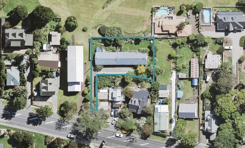 1/751 Swanson Road, Swanson, Auckland - Carousel 1