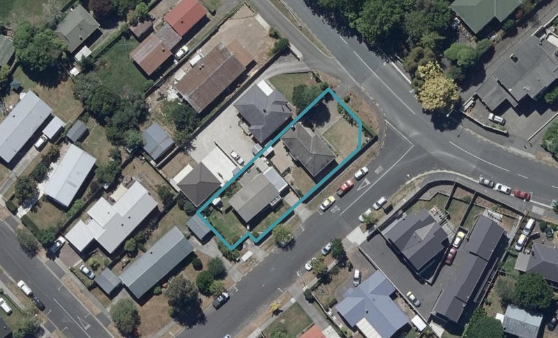 2 Hibiscus Avenue, Hamilton Lake, Hamilton - Carousel 1
