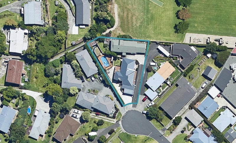 11A Highmore Place, Brookfield, Tauranga - Carousel 1