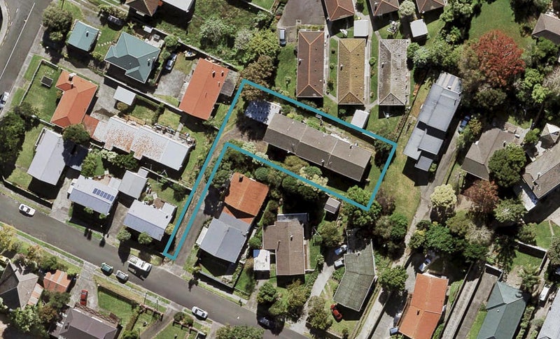 1/4 Florence Daly Place, Mount Roskill, Auckland - Carousel 1
