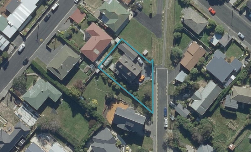 7 Dinmont Street, Waverley, Dunedin - Carousel 1