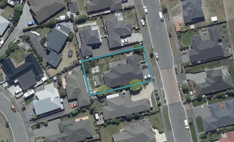 523 Bower Avenue, Parklands, Christchurch - Carousel 1