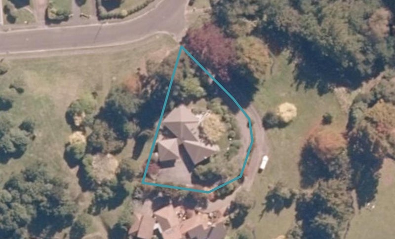 10 Ewing Grove, Acacia Bay, Taupō - Carousel 1