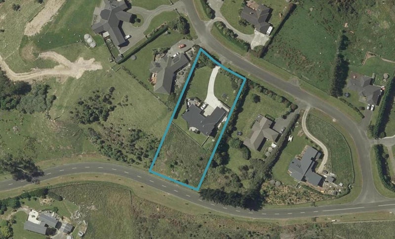 11 Wake Place, Palmerston North - Carousel 1