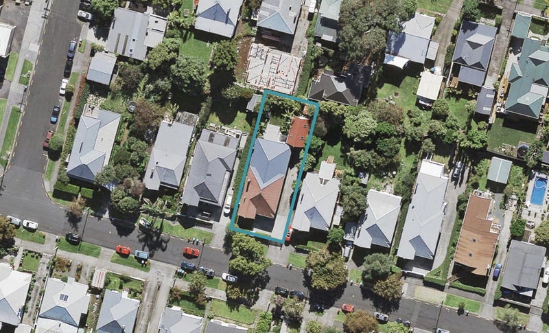 17 Ethel Street, Sandringham, Auckland - Carousel 1