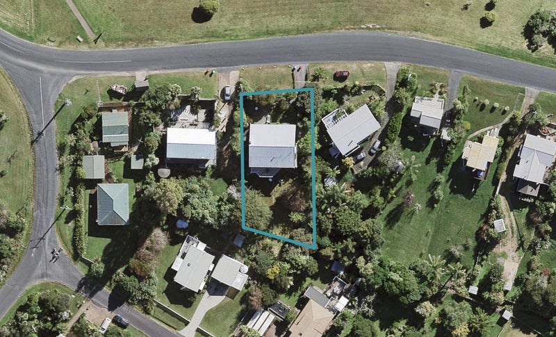 30 Mako Street, Oneroa, Waiheke Island - Carousel 1