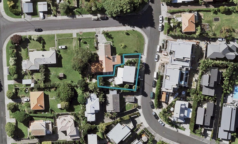 84 Rukutai Street, Orakei, Auckland - Carousel 1