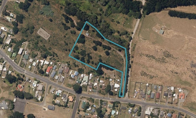 600 Waitarere Beach Road, Waitārere Beach, Levin - Carousel 1