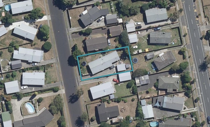 14 Elmwood Crescent, Pukete, Hamilton - Carousel 1