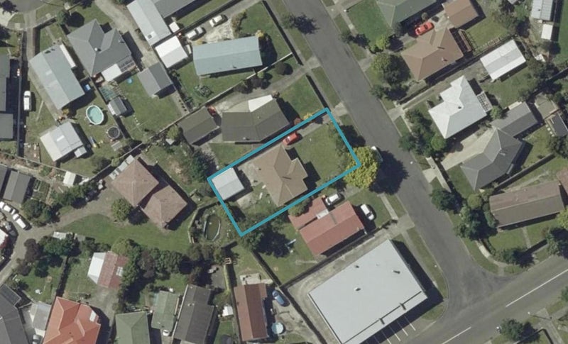 46 Anakiwa Street, Kelvin Grove, Palmerston North - Carousel 1