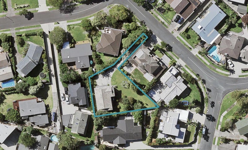 3 Andrea Place, Sunnyhills, Auckland - Carousel 1