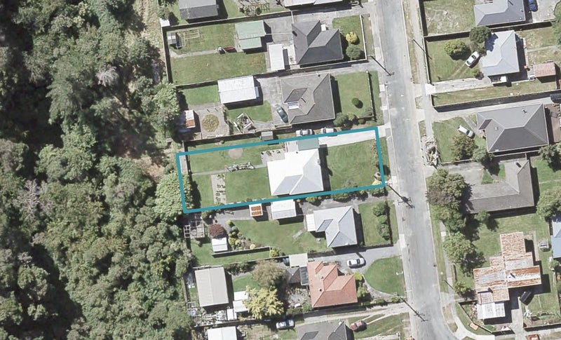 34 Dover Road, Wainuiomata, Lower Hutt - Carousel 1