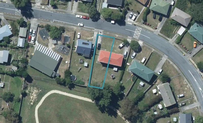 10 Kalingo Street, Waitangirua, Porirua - Carousel 1