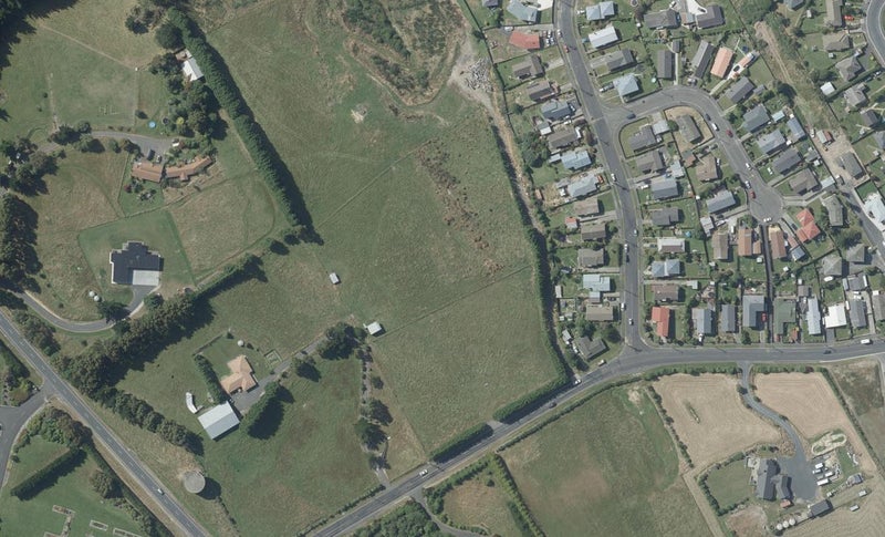 10 Water Tank Drive, Concord, Dunedin - Carousel 1