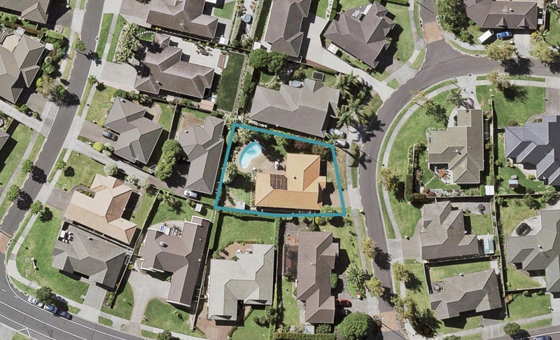 4 Millisle Place, East Tamaki Heights, Auckland - Carousel 1