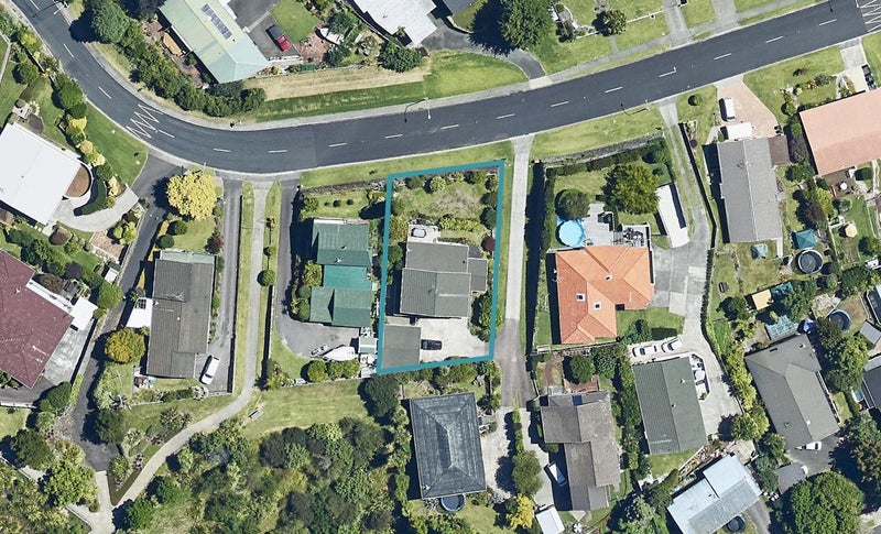 99 Hinewa Road, Otumoetai, Tauranga - Carousel 1