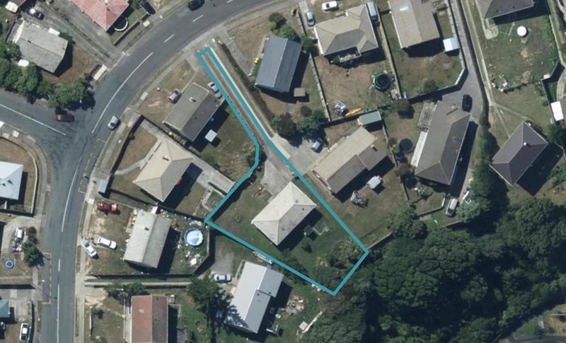 21 Takapuwahia Drive, Takapuwahia, Porirua - Carousel 1